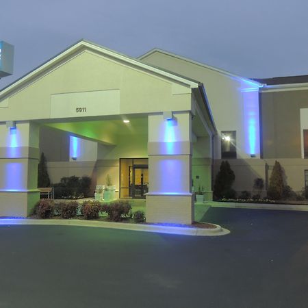 Holiday Inn Express Trussville By Ihg Exterior photo