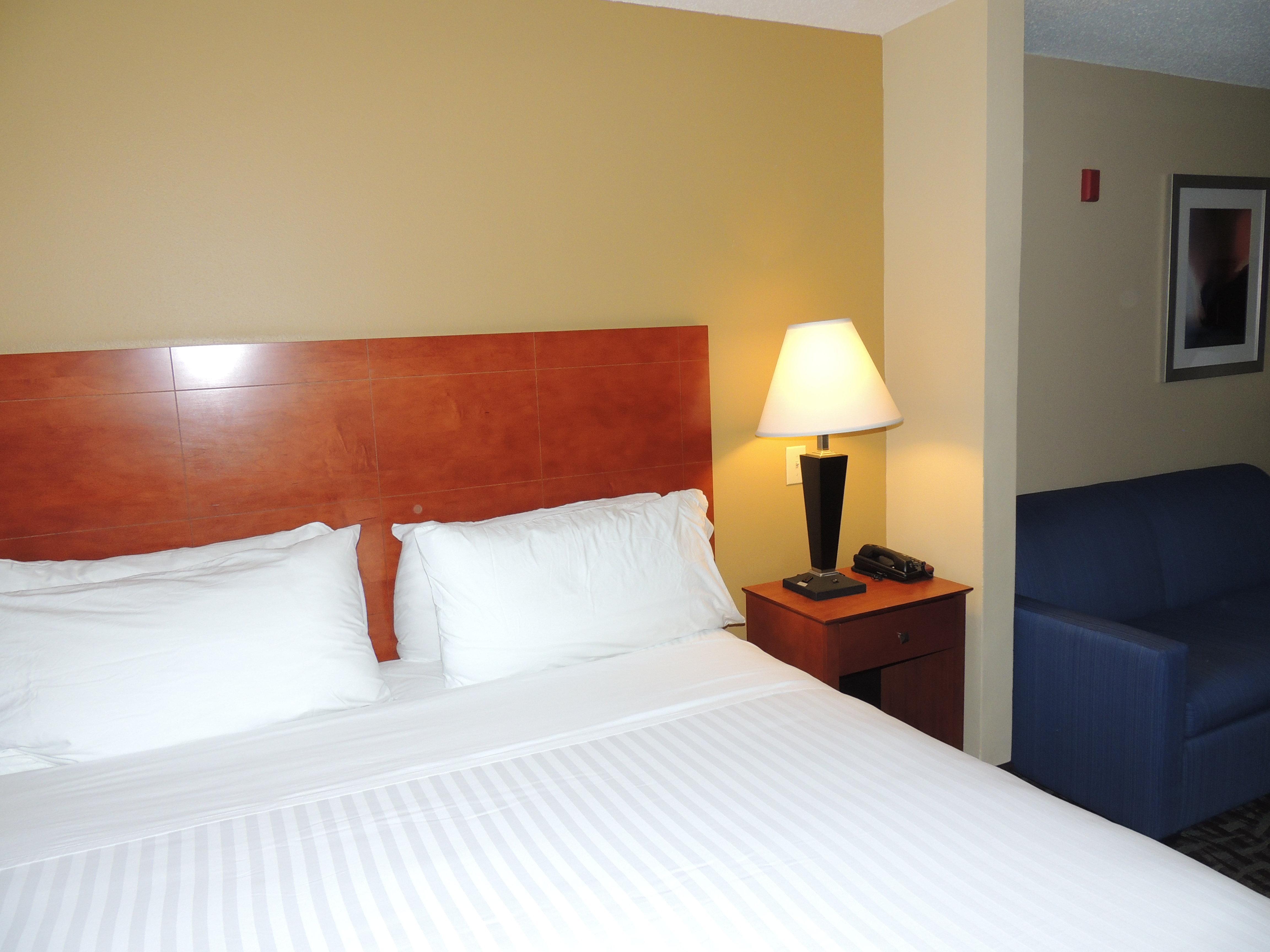 Holiday Inn Express Trussville By Ihg Exterior photo