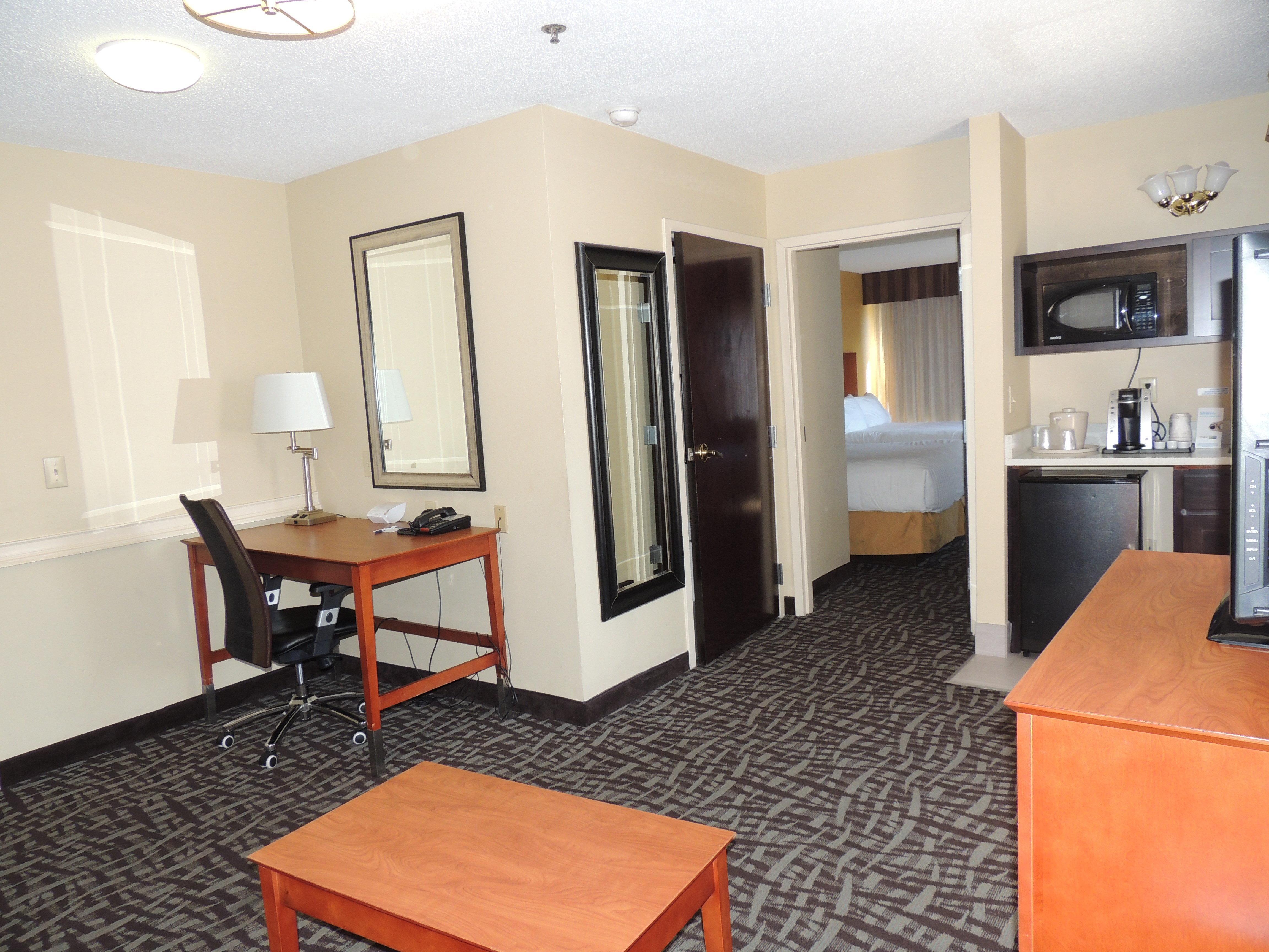 Holiday Inn Express Trussville By Ihg Exterior photo