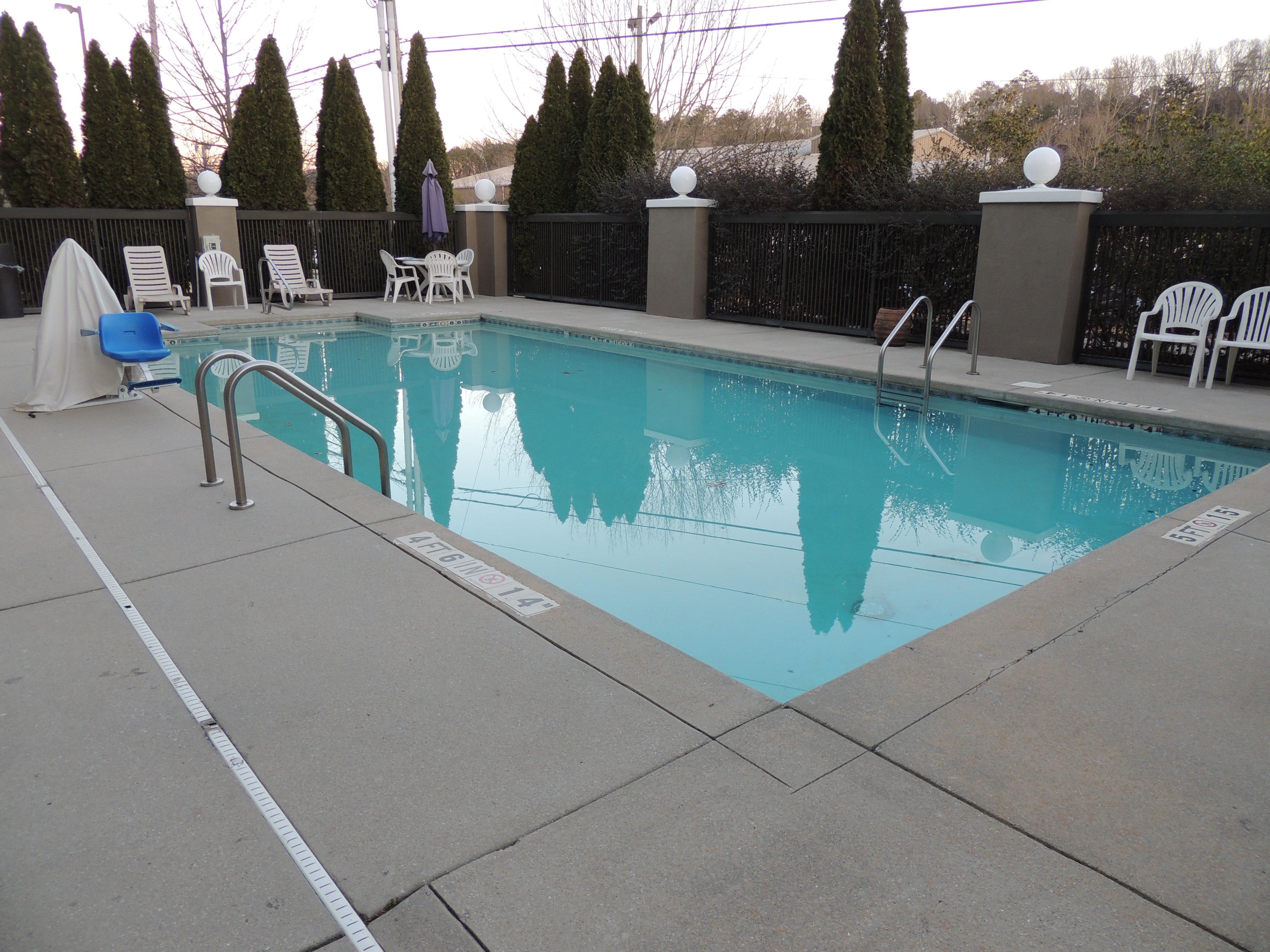 Holiday Inn Express Trussville By Ihg Exterior photo