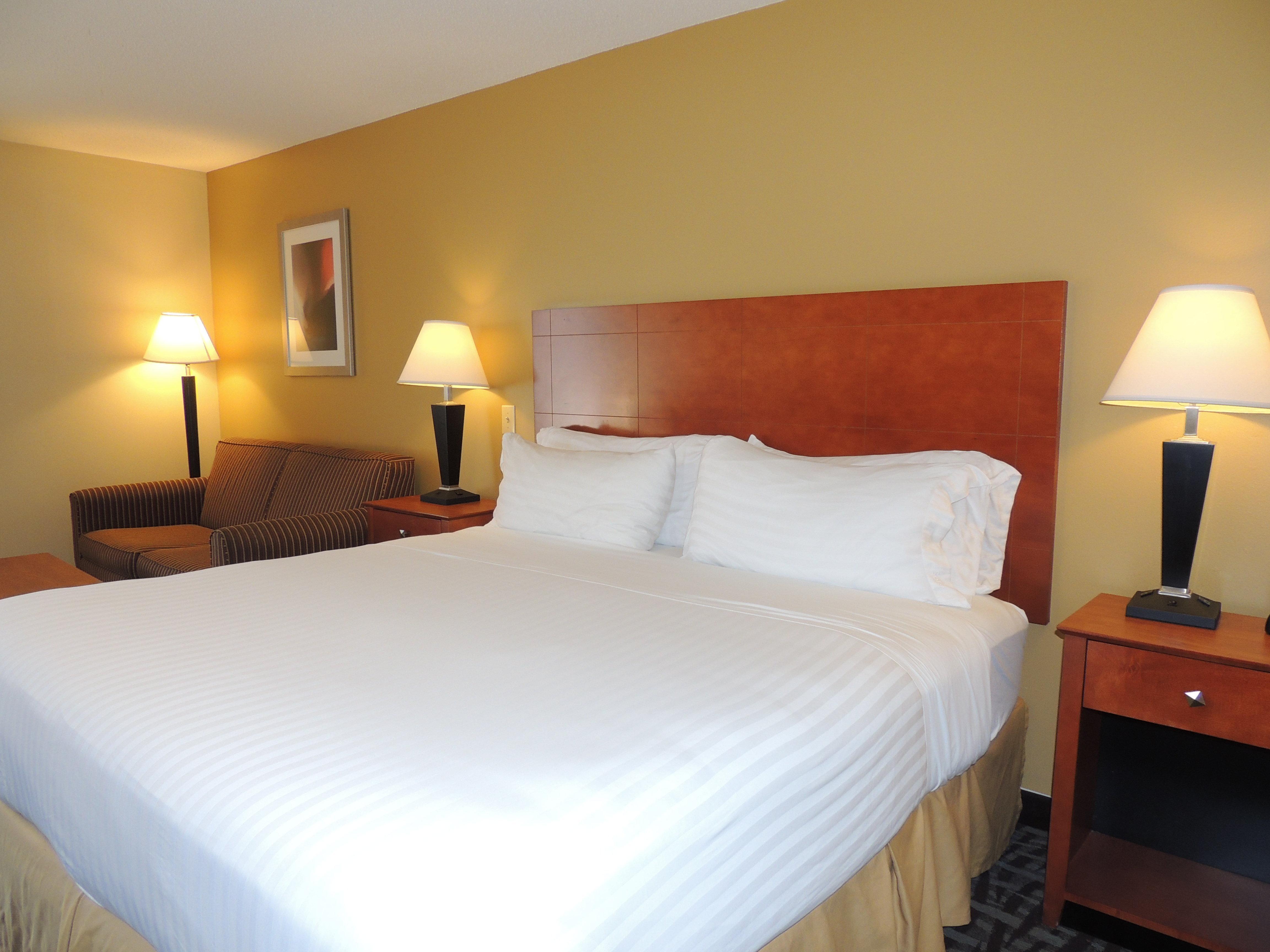 Holiday Inn Express Trussville By Ihg Exterior photo