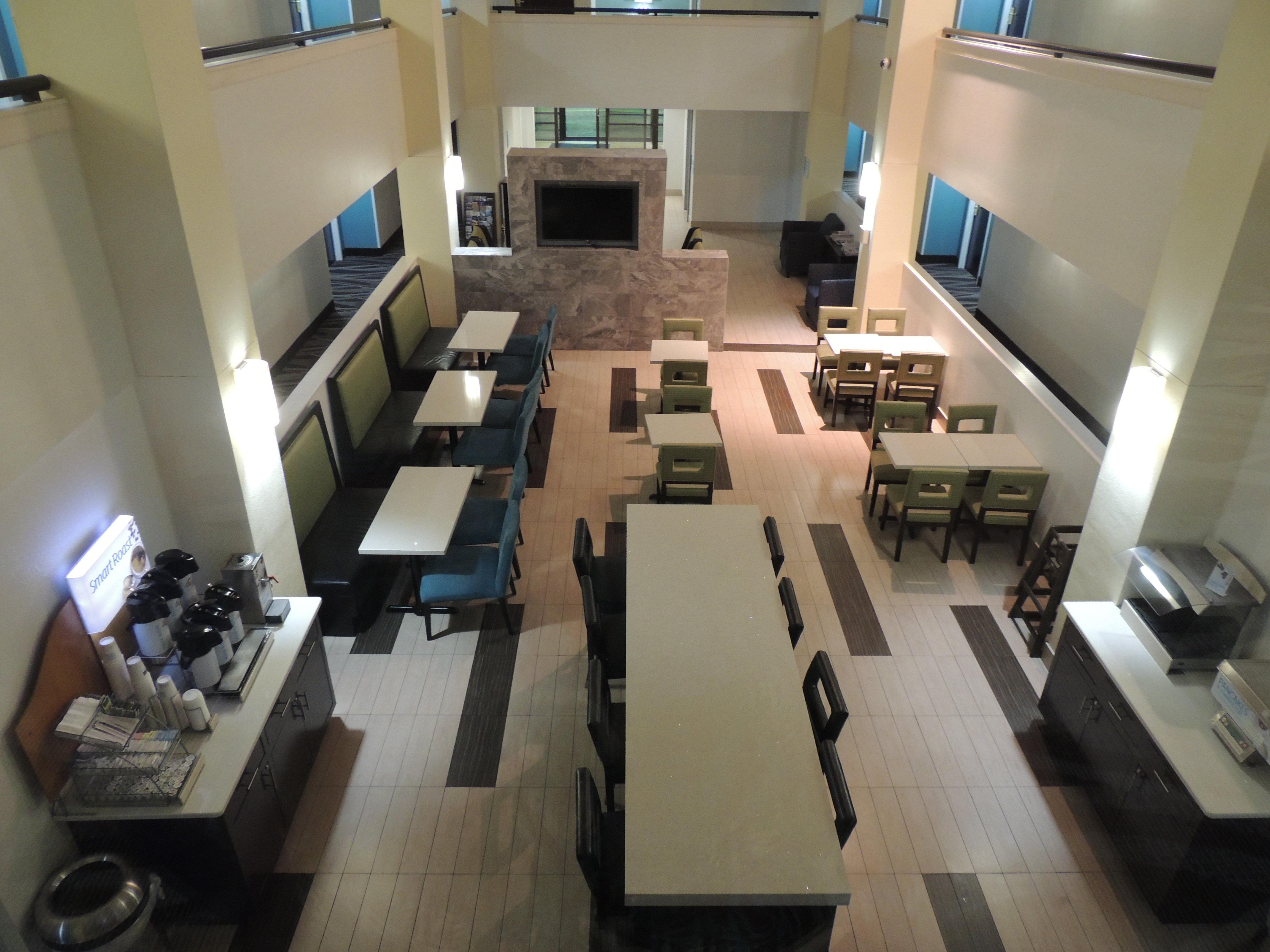 Holiday Inn Express Trussville By Ihg Exterior photo