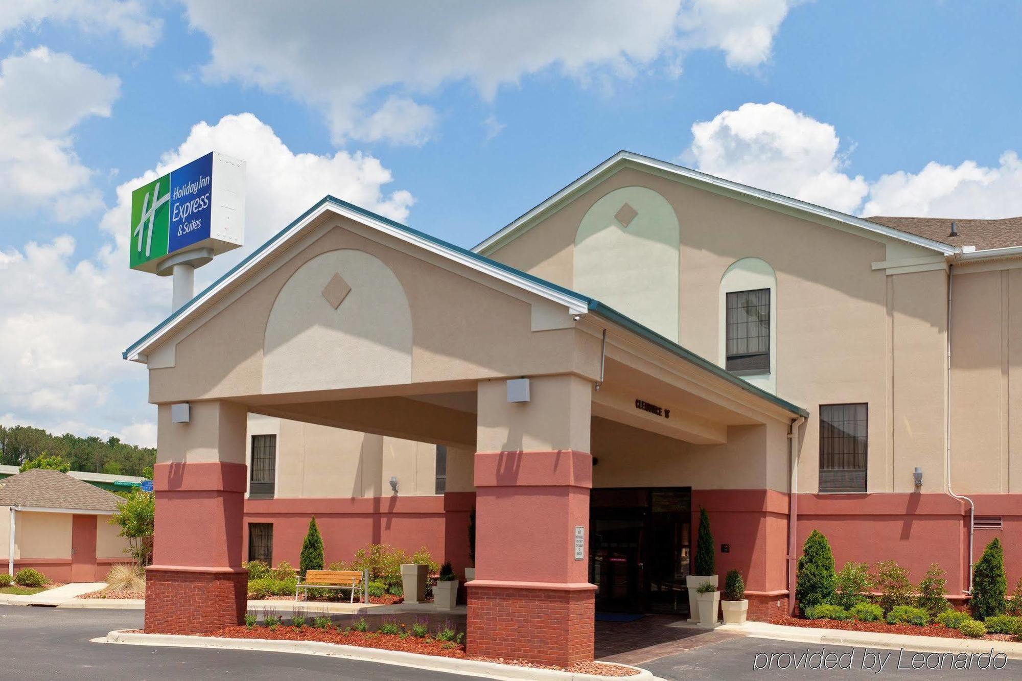 Holiday Inn Express Trussville By Ihg Exterior photo