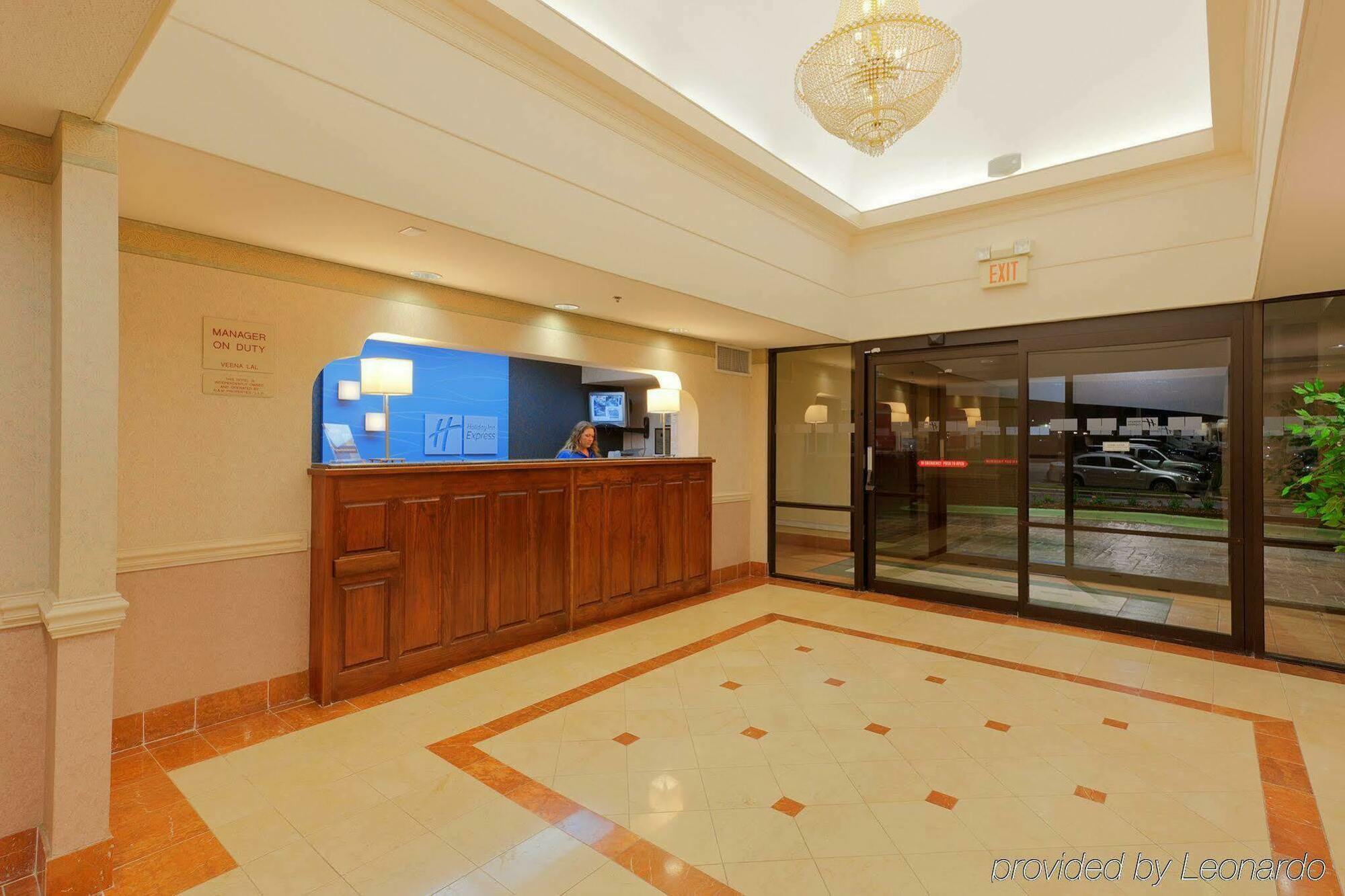 Holiday Inn Express Trussville By Ihg Interior photo